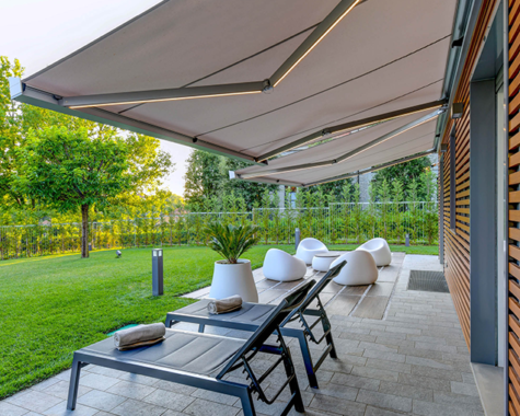 Store banne terrasse
